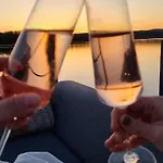 Hausboot Traumzeitboot Jutta - Exklusiver Festlieger In Perfekter Lage Am Scharmuetzelsee Hotel na wodzie *