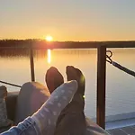 Hausboot Traumzeitboot Jutta - Exklusiver Festlieger In Perfekter Lage Am Scharmuetzelsee Hotel na wodzie
