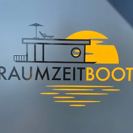 Traumzeitboot Jutta Auf Dem Scharmuetzelsee