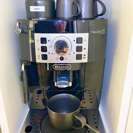 Traumzeitboot Jutta - Exklusiver Festlieger In Perfekter Lage Am Scharmuetzelsee Botel Bad Saarow