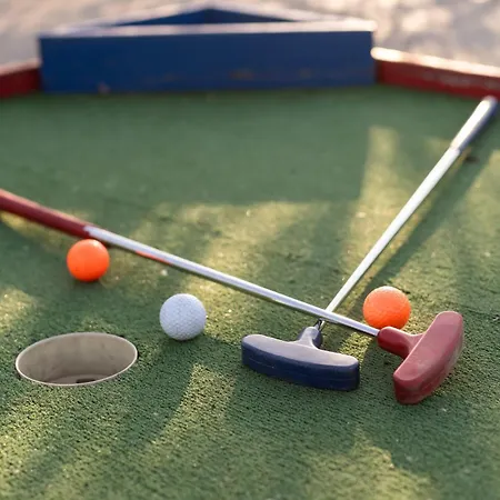 Botel Traumzeitboot Jutta - Exklusiver Festlieger In Perfekter Lage Am Scharmuetzelsee