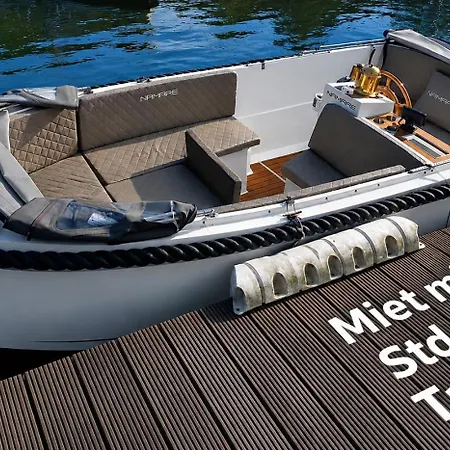 Hausboot Traumzeitboot Jutta - Exklusiver Festlieger In Perfekter Lage Am Scharmuetzelsee *