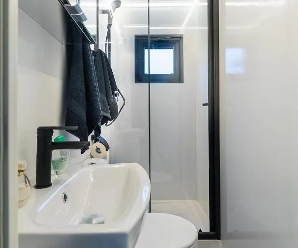 Traumzeitboot Jutta - Exklusiver Festlieger In Perfekter Lage Am Scharmuetzelsee * Bad Saarow