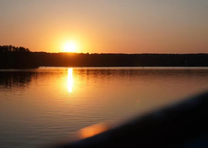 Traumzeitboot Jutta - Exklusiver Festlieger In Perfekter Lage Am Scharmuetzelsee Botel *