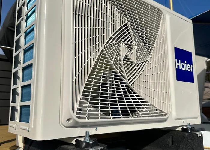 بوتيل Traumzeitboot Jutta - Exklusiver Festlieger In Perfekter Lage Am Scharmuetzelsee