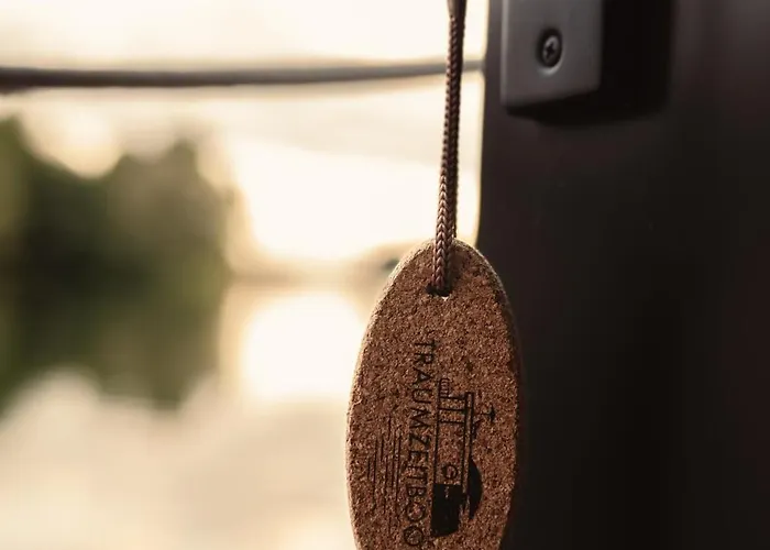 Traumzeitboot Jutta - Exklusiver Festlieger In Perfekter Lage Am Scharmuetzelsee