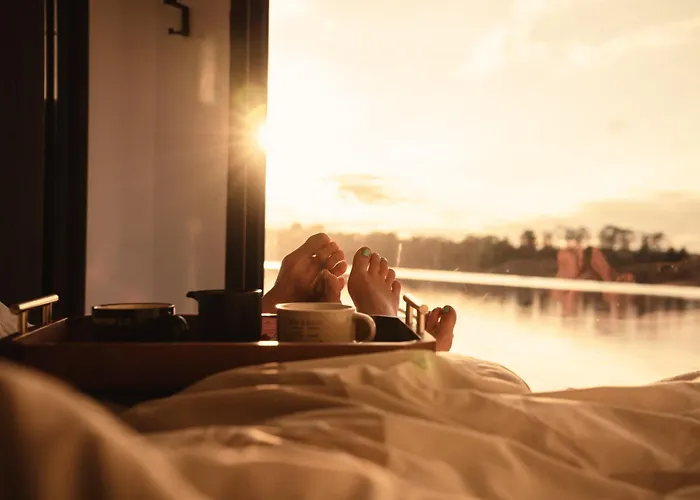 Traumzeitboot Jutta - Exklusiver Festlieger In Perfekter Lage Am Scharmuetzelsee Bad Saarow